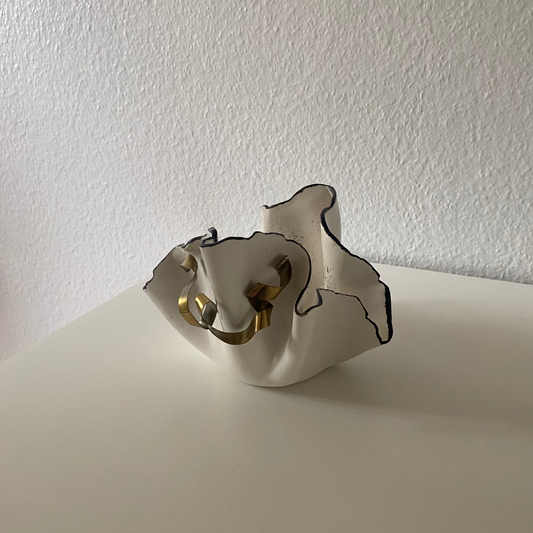 Contour doré